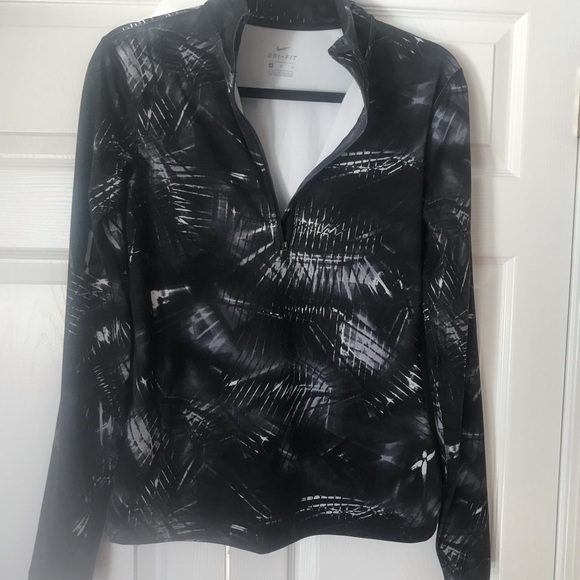 Nike pullover - Picture 2 of 6